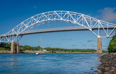 Entrance to Cape Cod goes over one of these two bridges